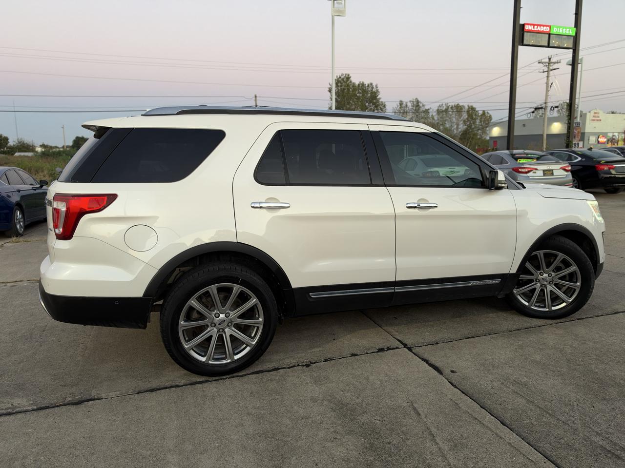 Ford Explorer Limited 4WD 2016