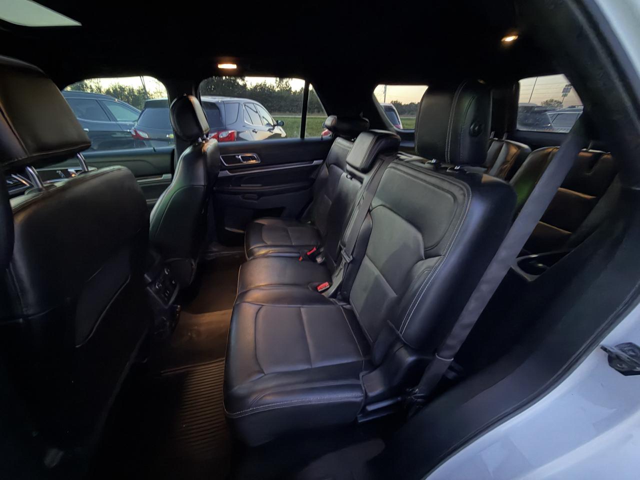 Ford Explorer Limited 4WD 2016