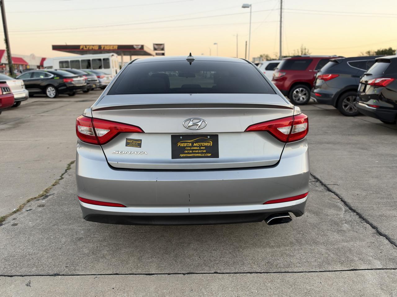 Hyundai Sonata SE 2015