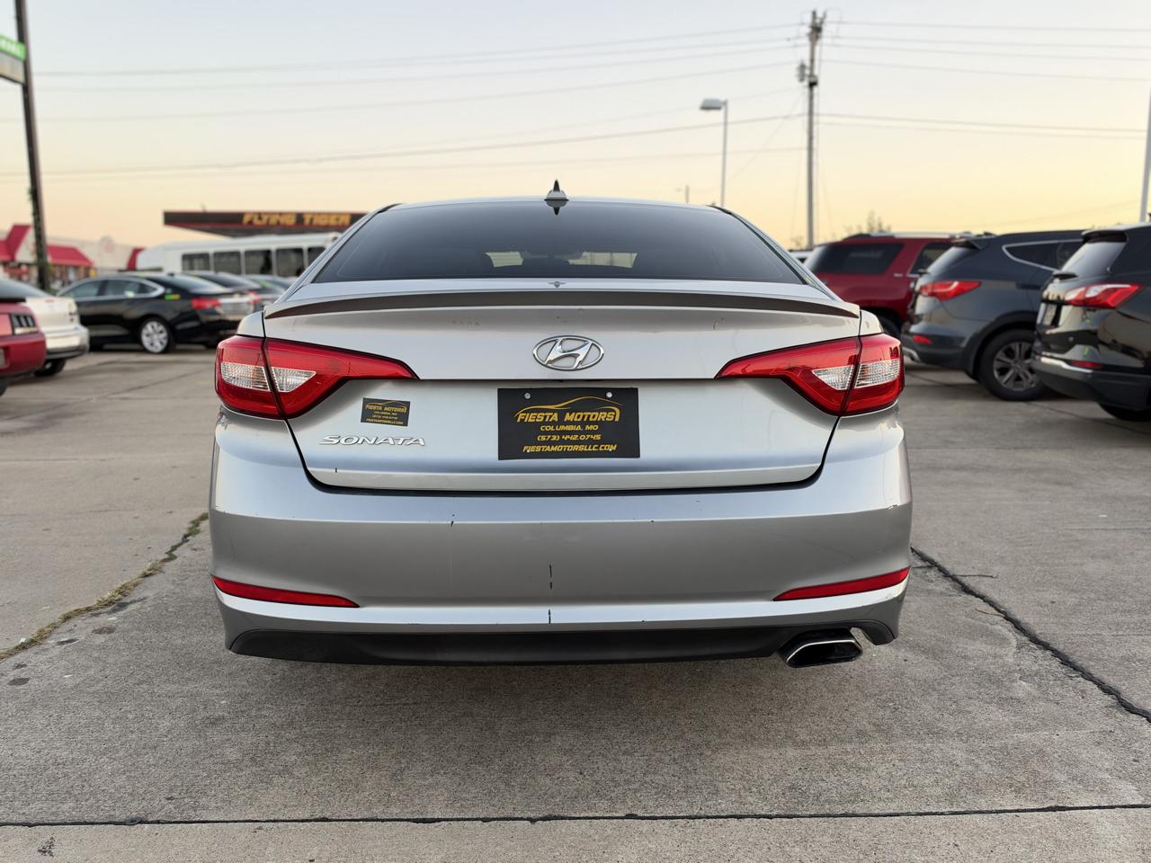 Hyundai Sonata SE 2015