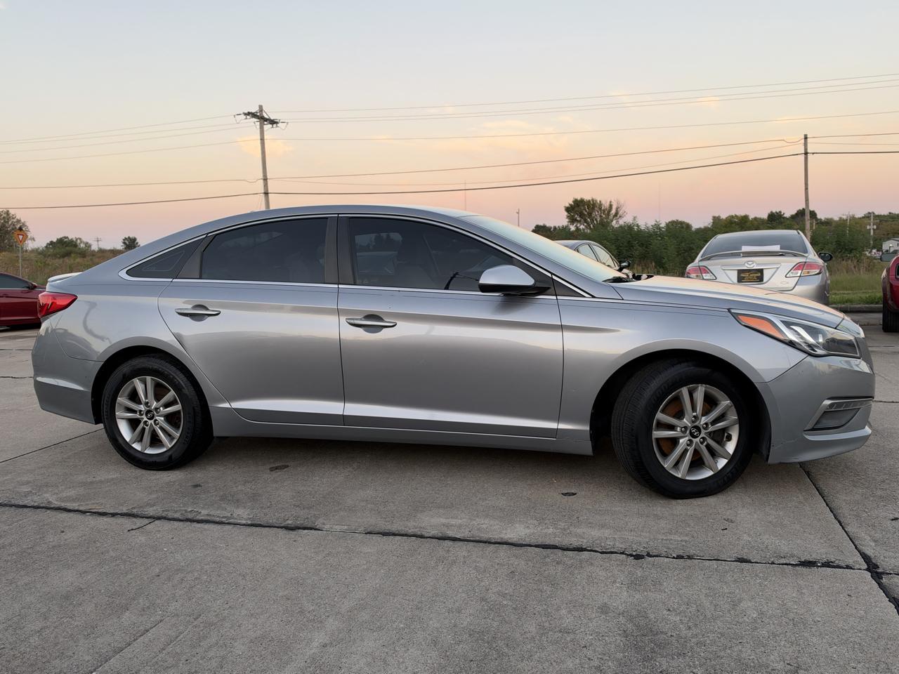 Hyundai Sonata SE 2015