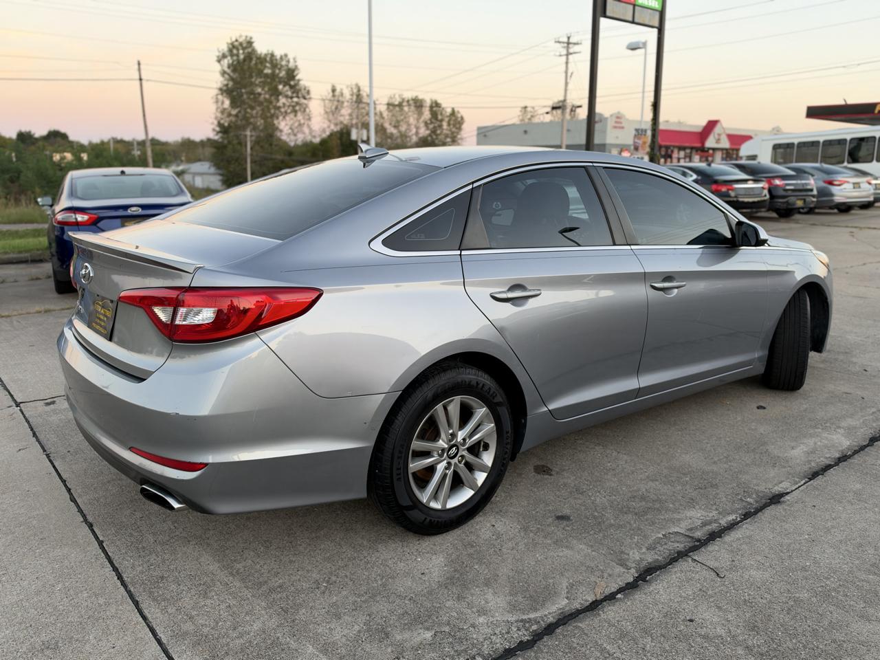 Hyundai Sonata SE 2015