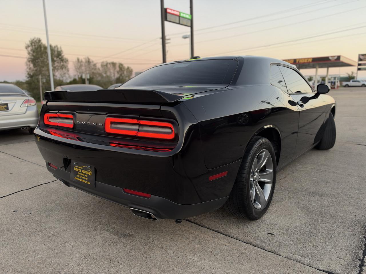 Dodge Challenger SXT 2015