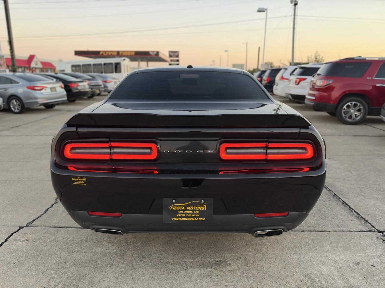 Dodge Challenger SXT 2015