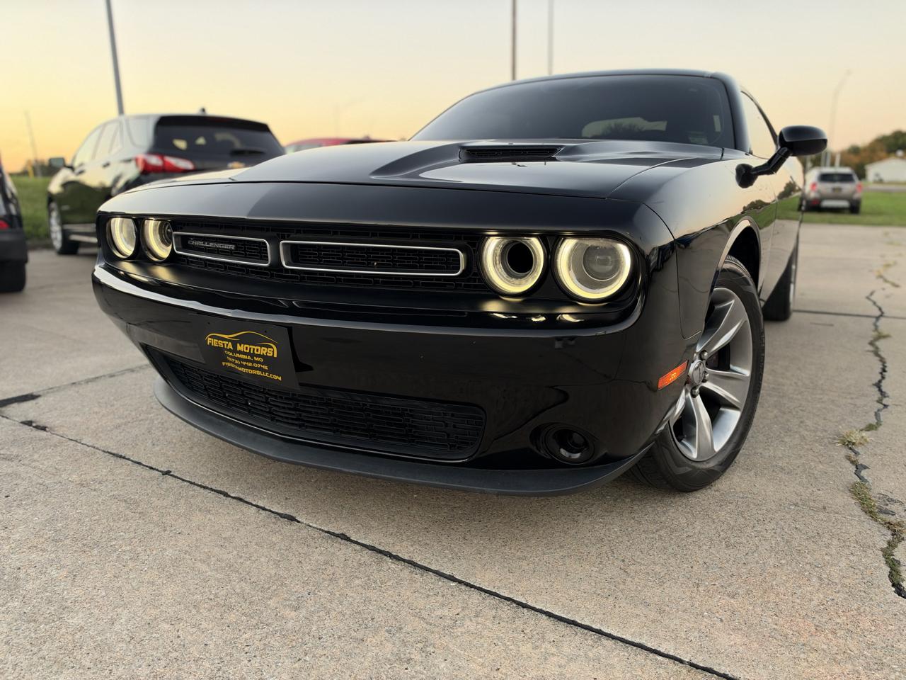 Dodge Challenger SXT 2015