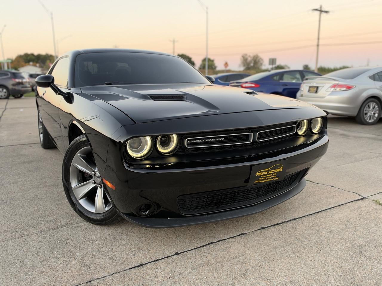 Dodge Challenger SXT 2015
