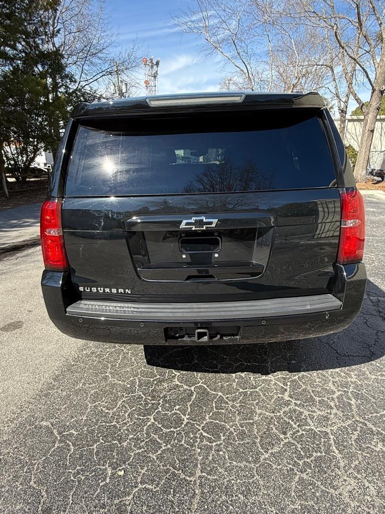 Chevrolet Suburban LT 2WD 2019