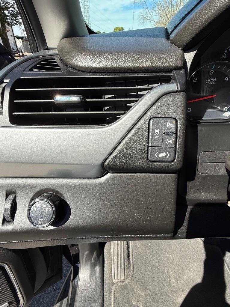 Chevrolet Suburban LT 2WD 2019