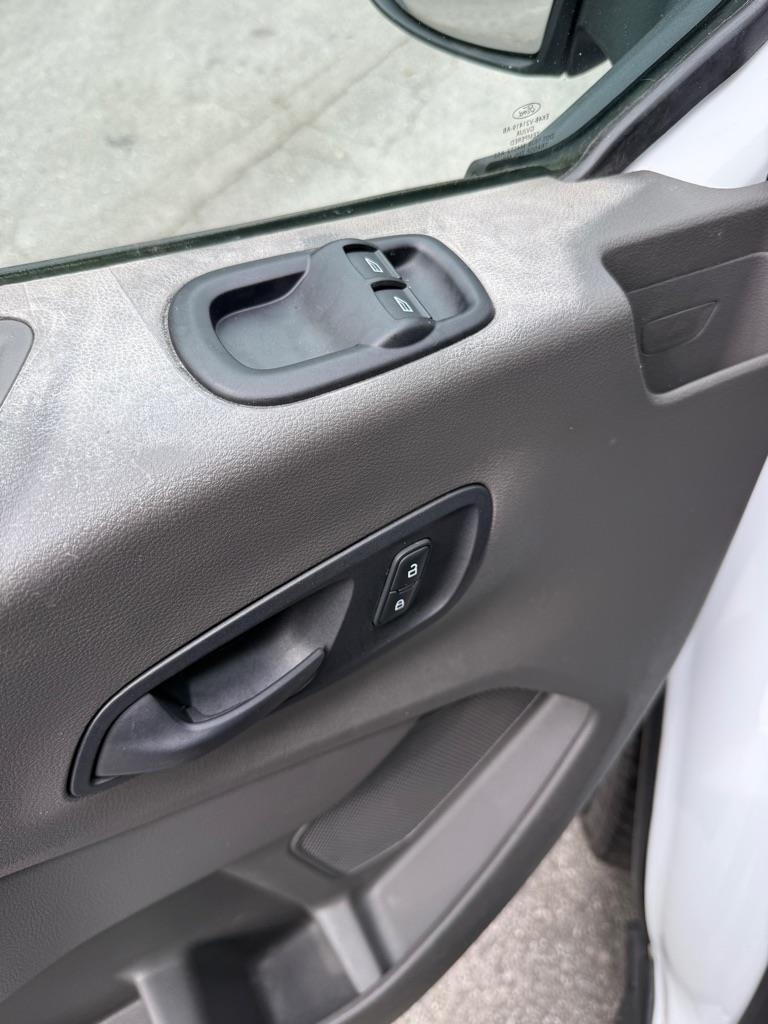 Ford Transit 150 Van Low Roof w/Sliding Pass. 130-in. WB 2020