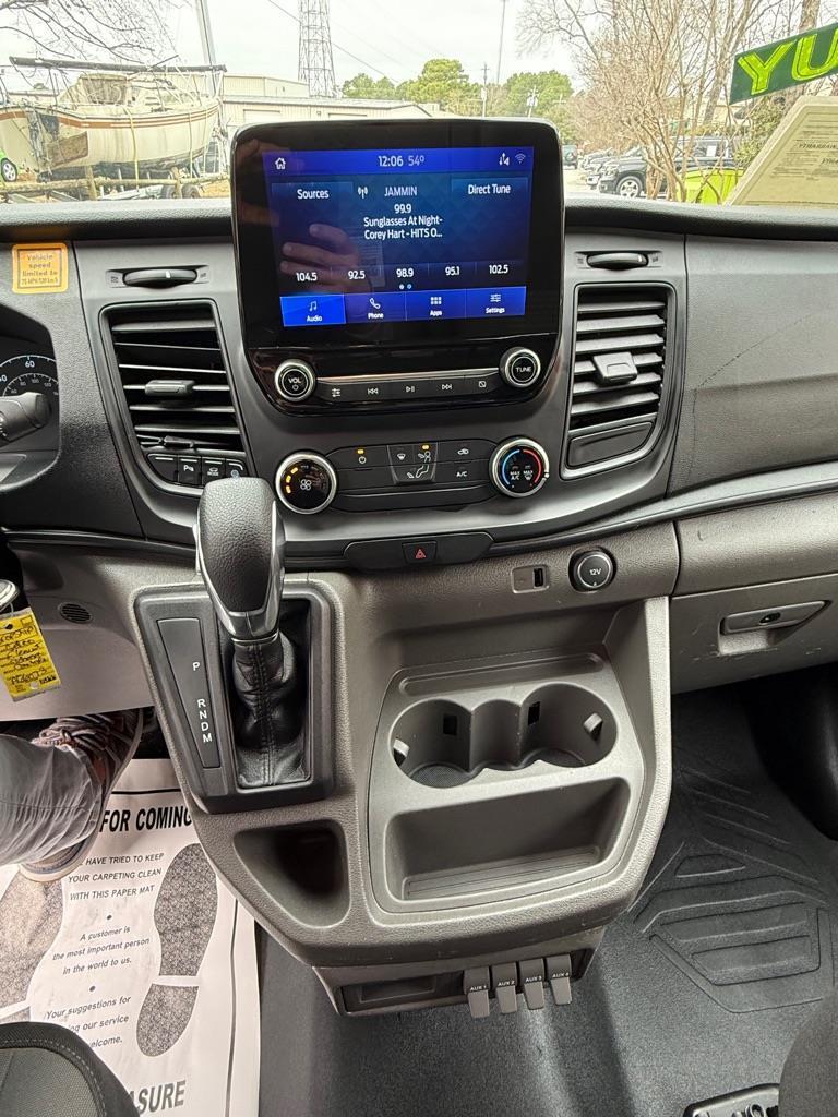 Ford Transit 150 Van Low Roof w/Sliding Pass. 130-in. WB 2020