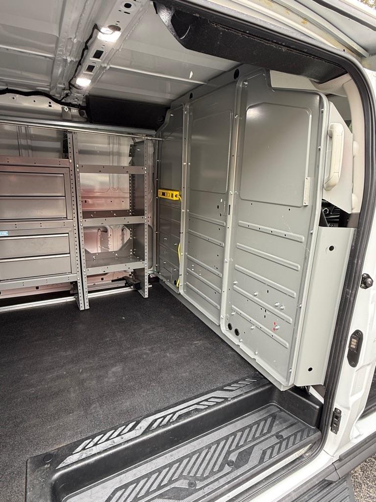 Ford Transit 150 Van Low Roof w/Sliding Pass. 130-in. WB 2020
