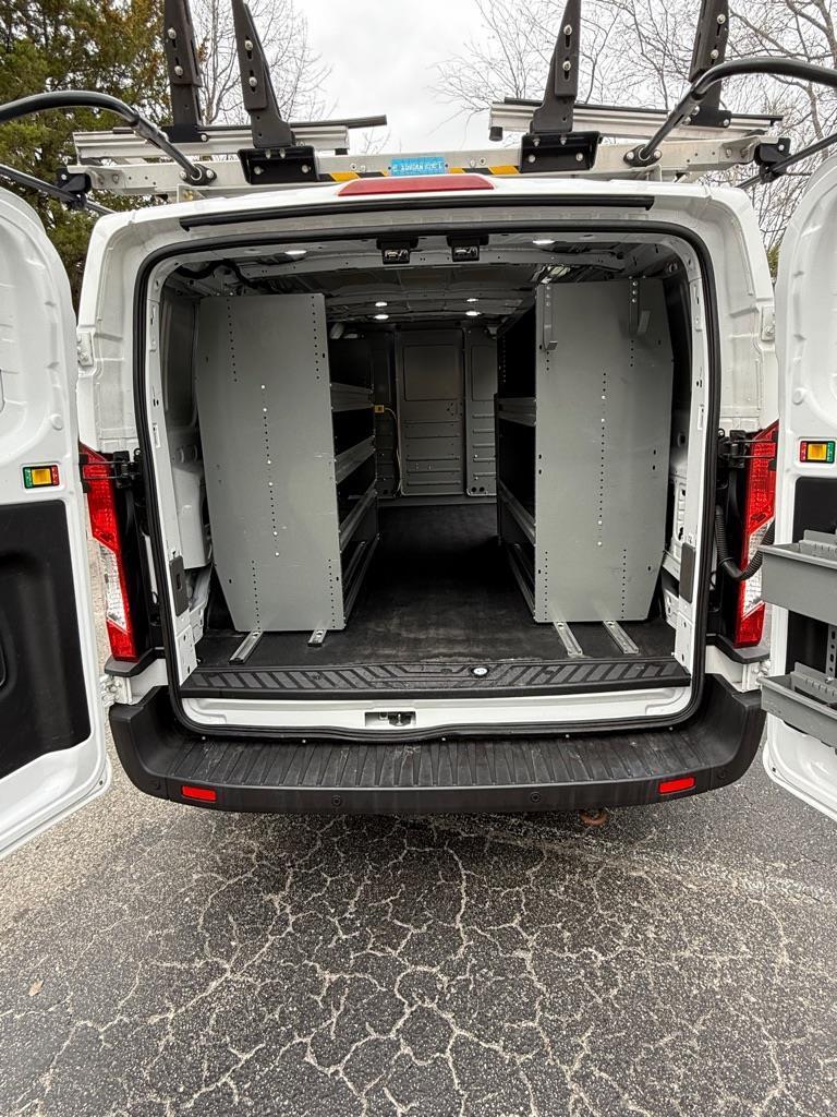 Ford Transit 150 Van Low Roof w/Sliding Pass. 130-in. WB 2020