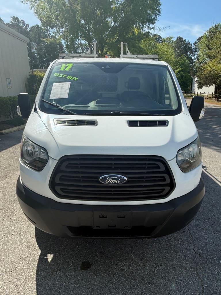 Ford Transit 250 Van Low Roof w/Sliding Pass. 130-in. WB 2017