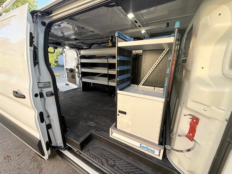 Ford Transit 250 Van Low Roof w/Sliding Pass. 130-in. WB 2017