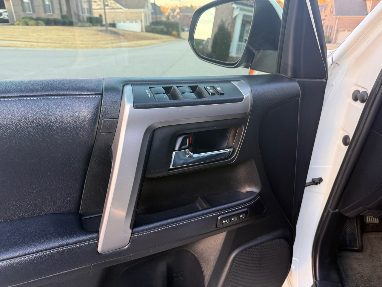 Toyota 4Runner SR5 2WD 2018