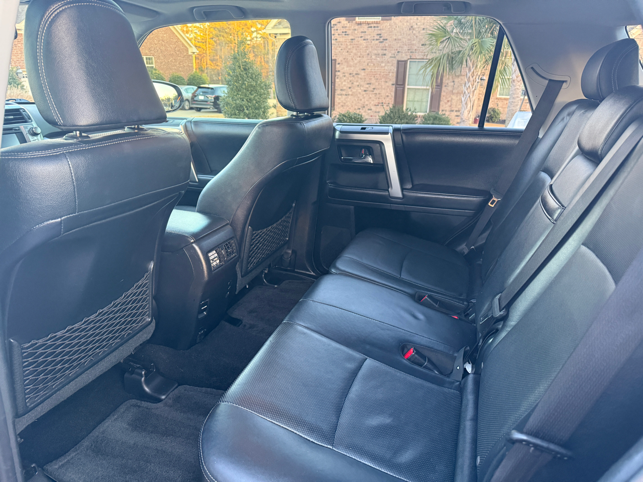 Toyota 4Runner SR5 2WD 2018