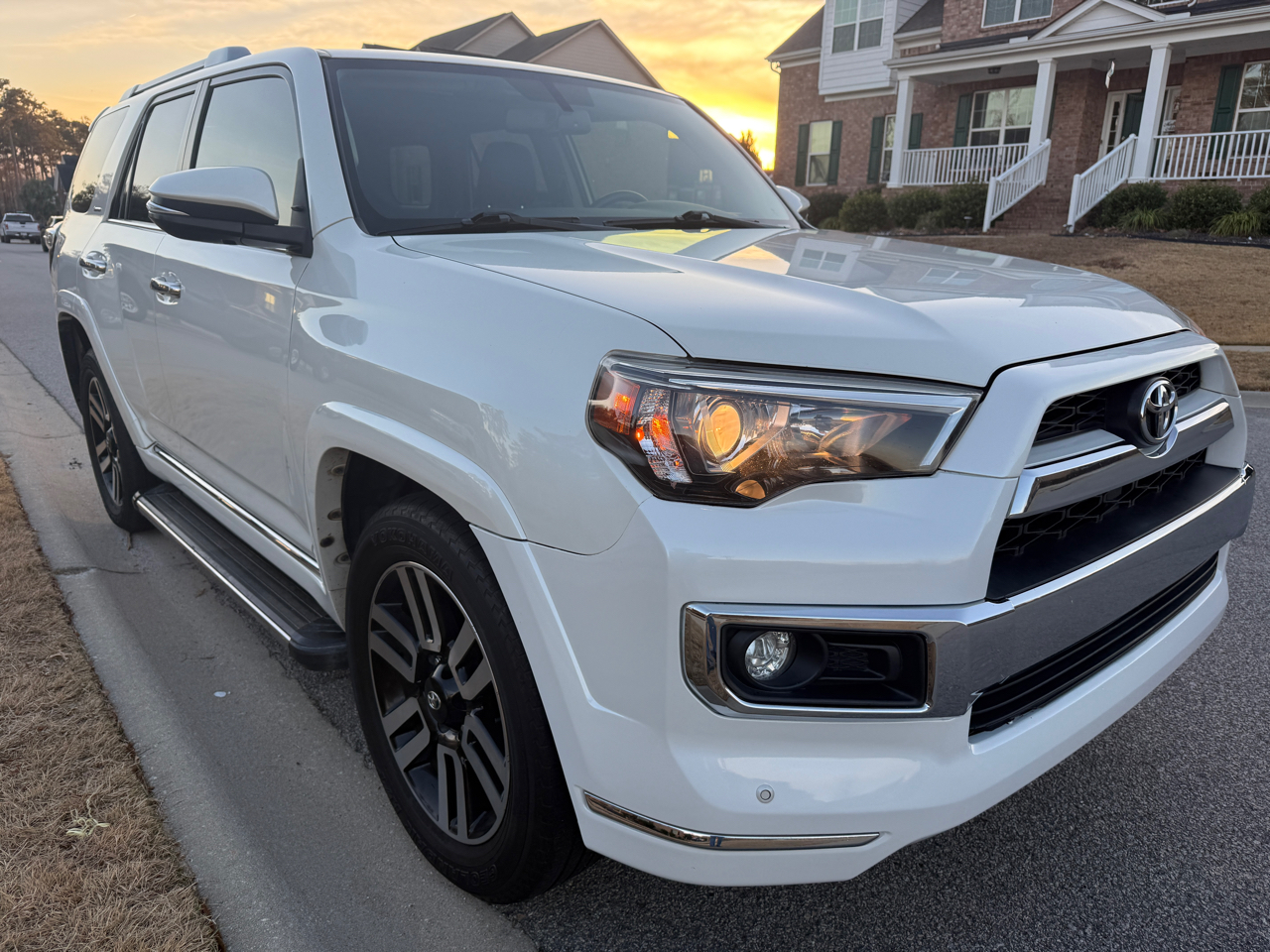 Toyota 4Runner SR5 2WD 2018