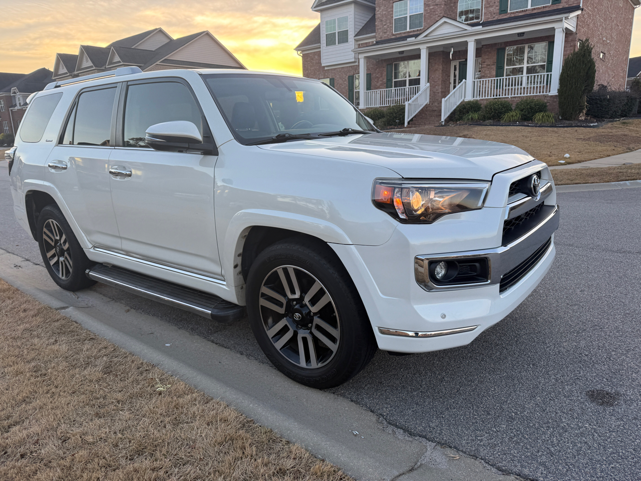 Toyota 4Runner SR5 2WD 2018