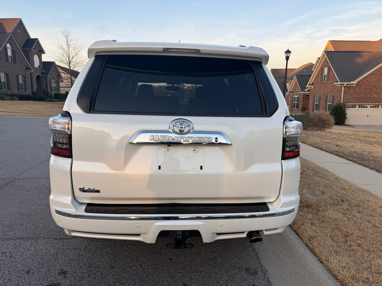 Toyota 4Runner SR5 2WD 2018