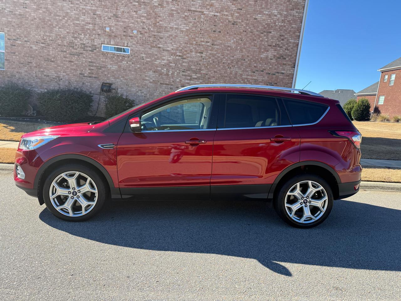 Ford Escape Titanium FWD 2017