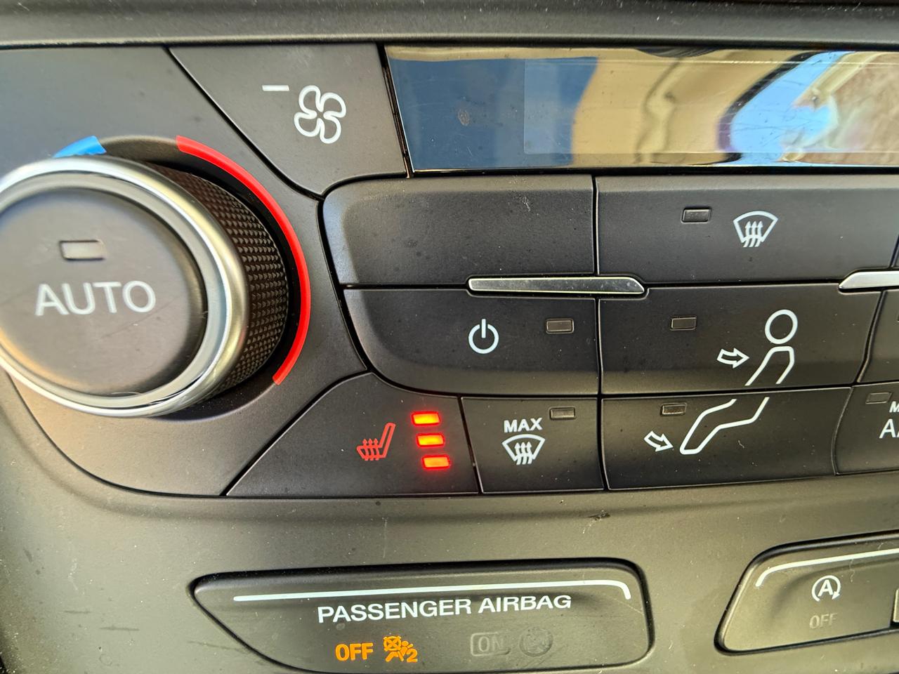 Ford Escape Titanium FWD 2017