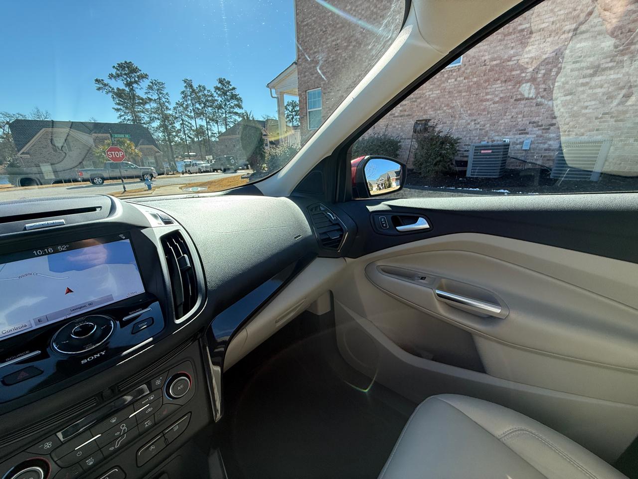 Ford Escape Titanium FWD 2017