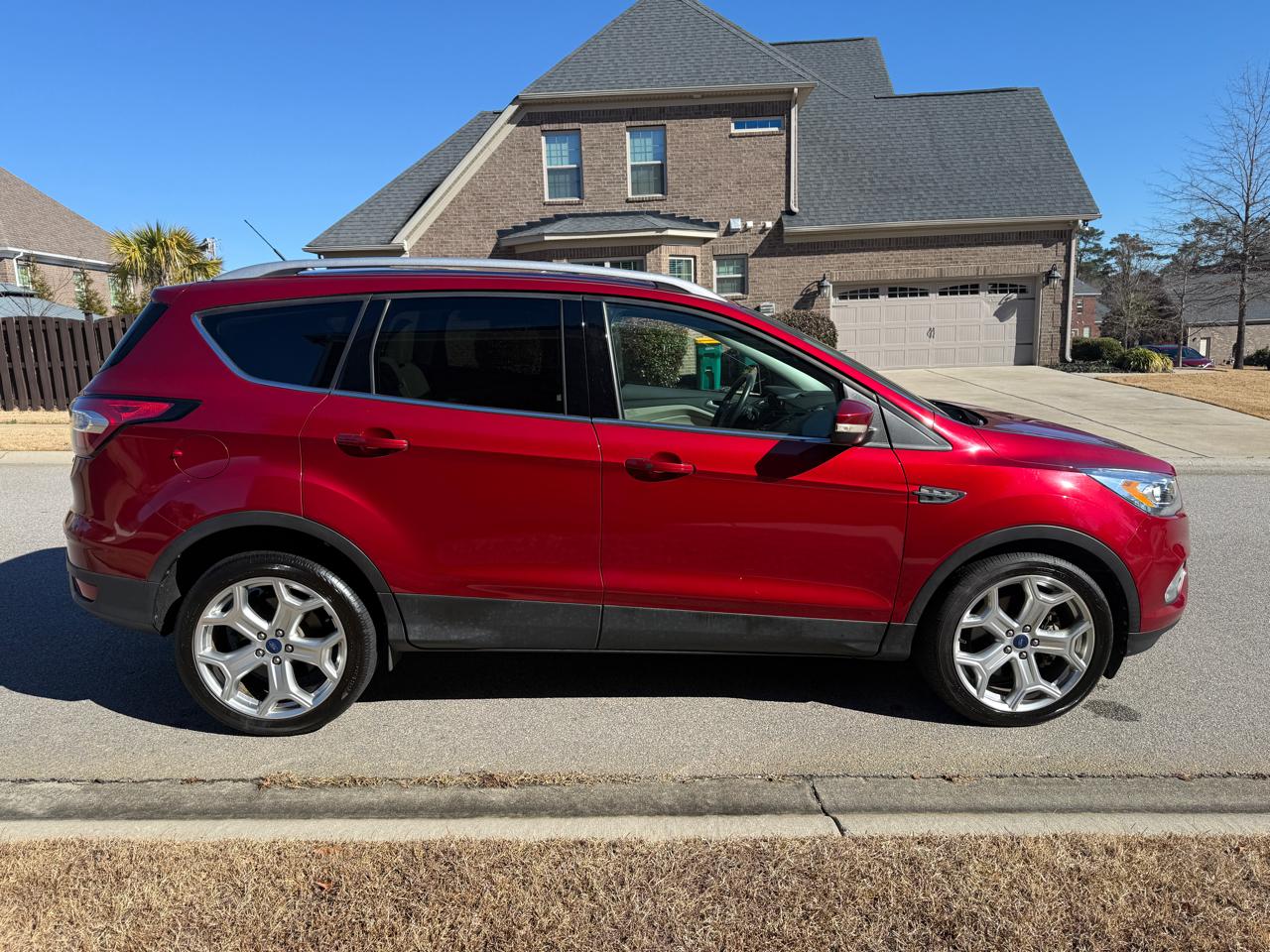 Ford Escape Titanium FWD 2017