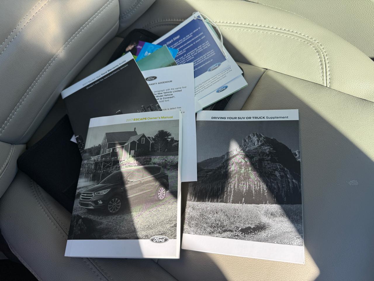 Ford Escape Titanium FWD 2017