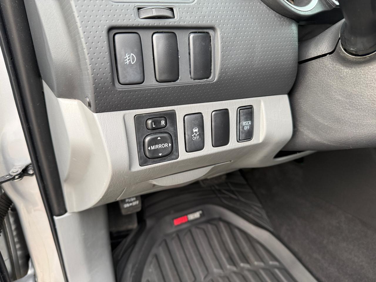 Toyota Tacoma Double Cab V6 4WD 2012