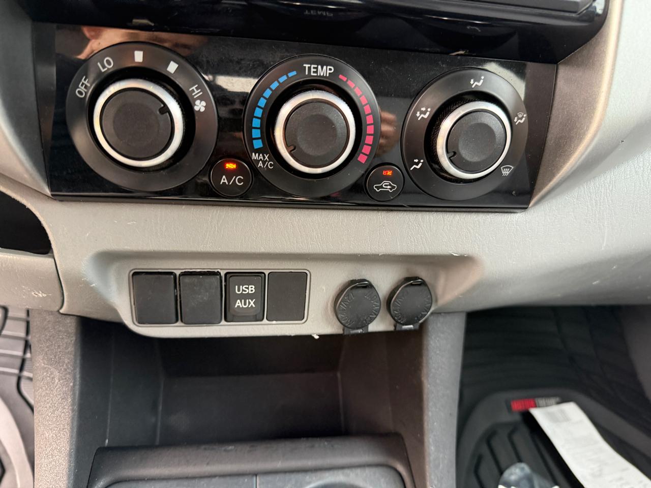 Toyota Tacoma Double Cab V6 4WD 2012