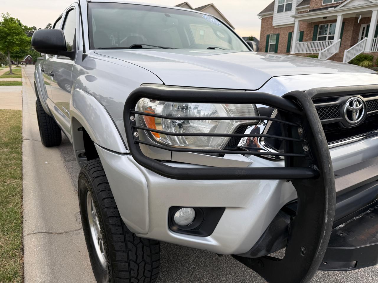Toyota Tacoma Double Cab V6 4WD 2012