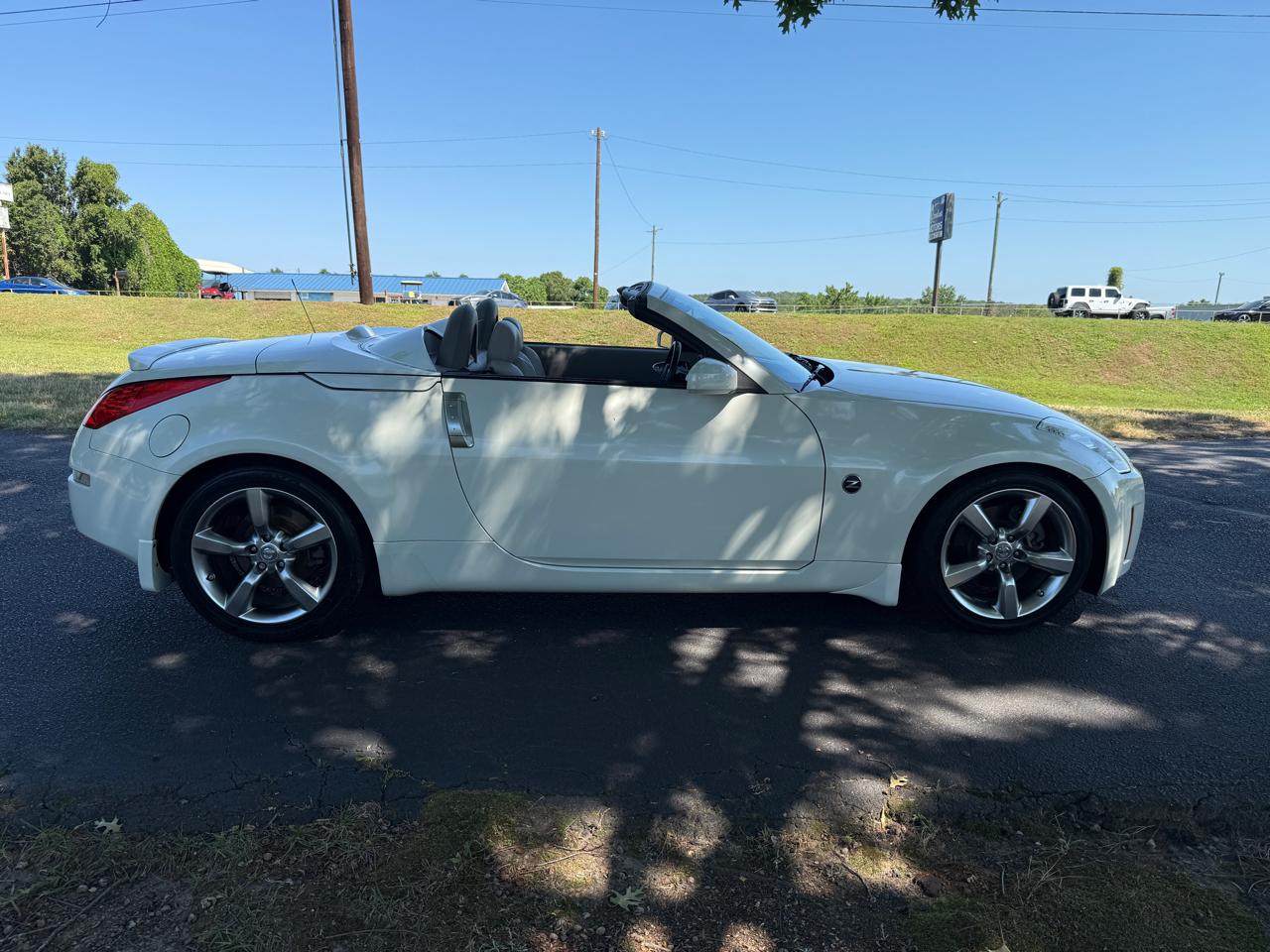 Nissan 350Z Enthusiast Roadster 2006