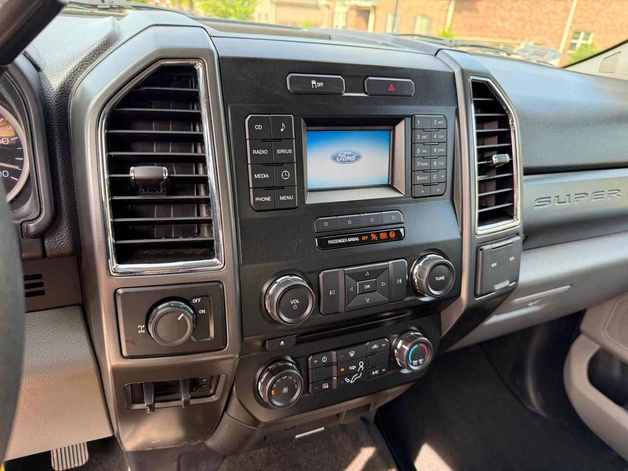 Ford F-250 SD XLT 2WD 2017