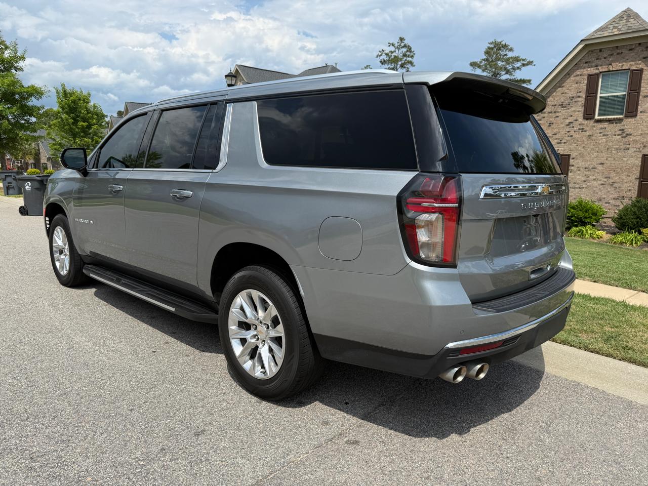 Chevrolet Suburban Premier 2023