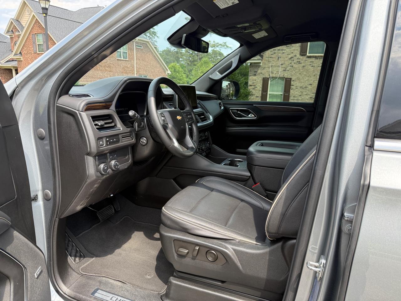Chevrolet Suburban Premier 2023