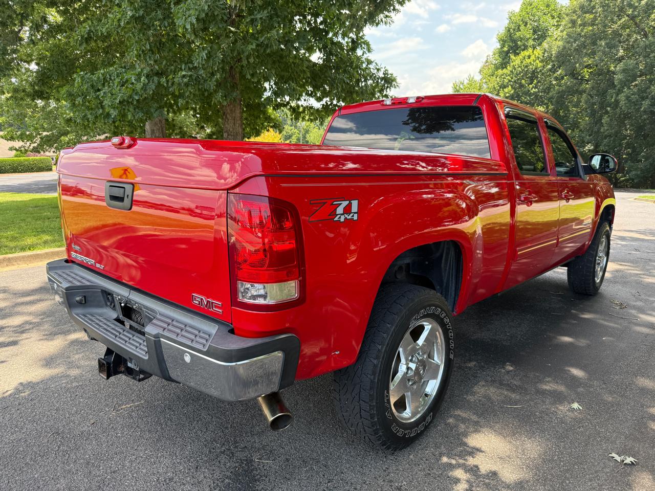 GMC Sierra 2500HD SLT Crew Cab 4WD 2011