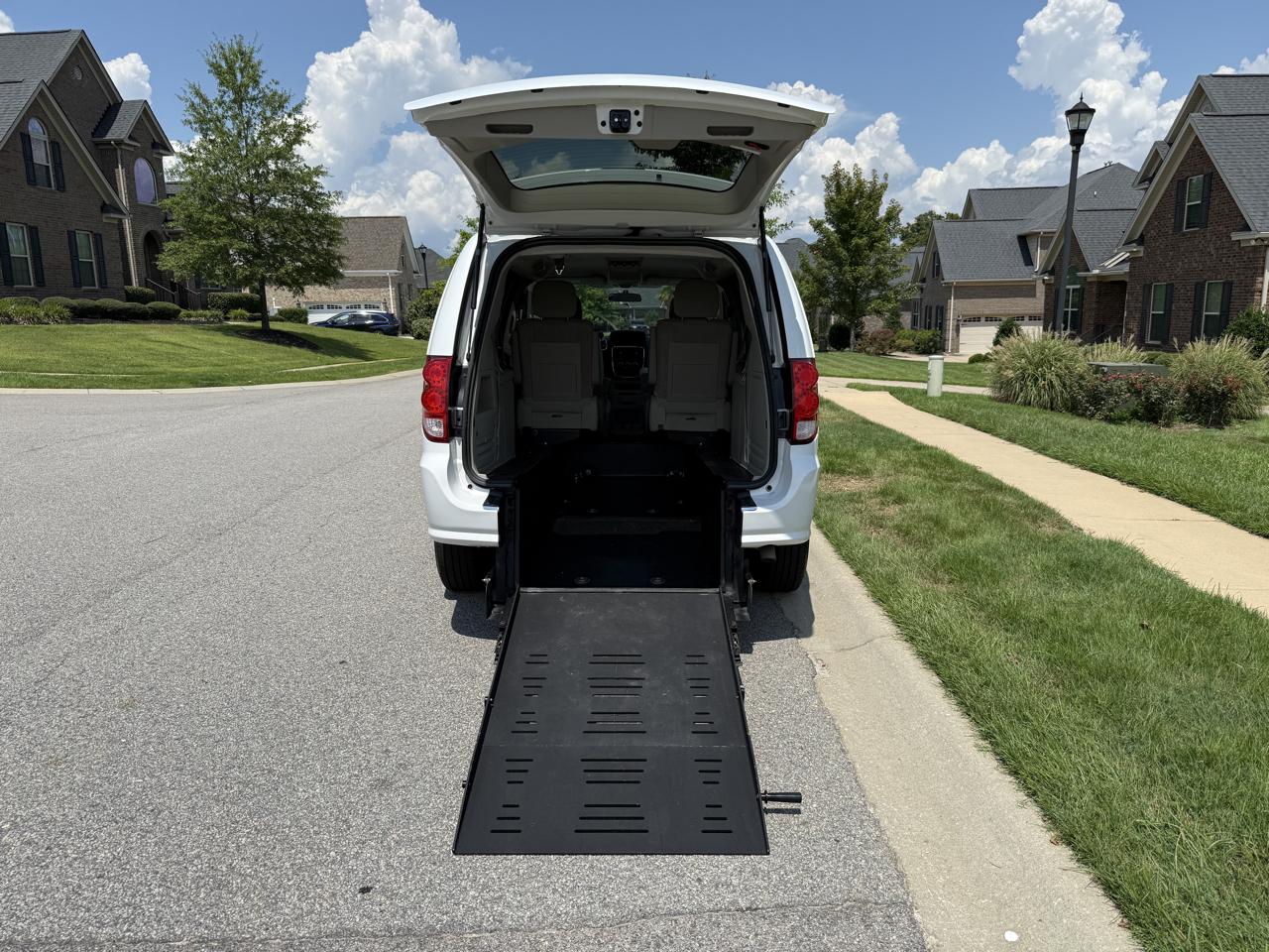 Dodge Grand Caravan  2017