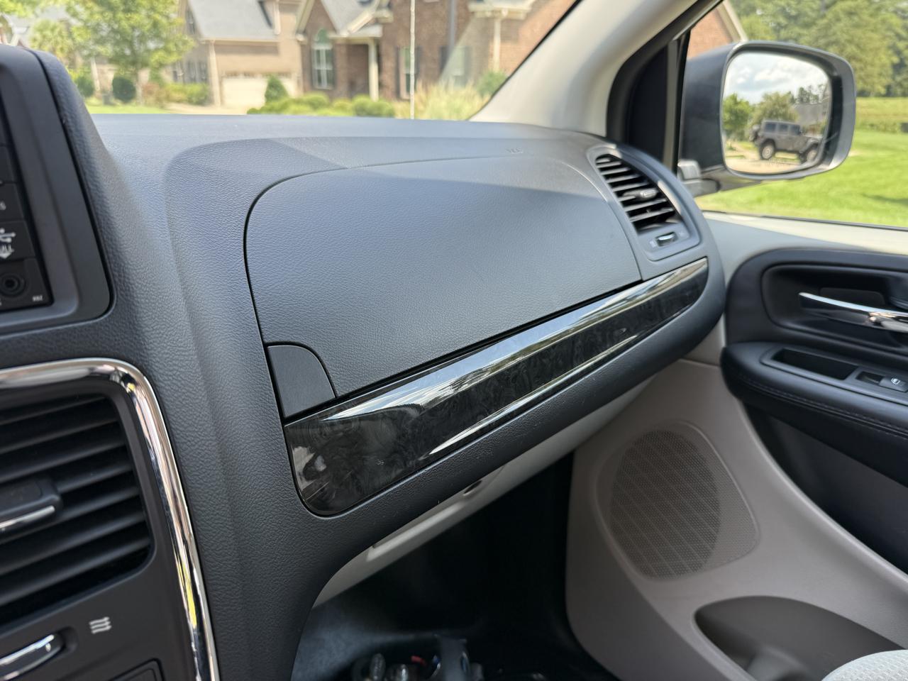 Dodge Grand Caravan  2017
