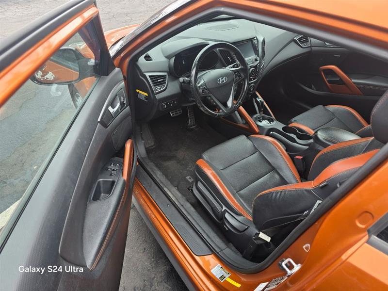 Hyundai Veloster  2016