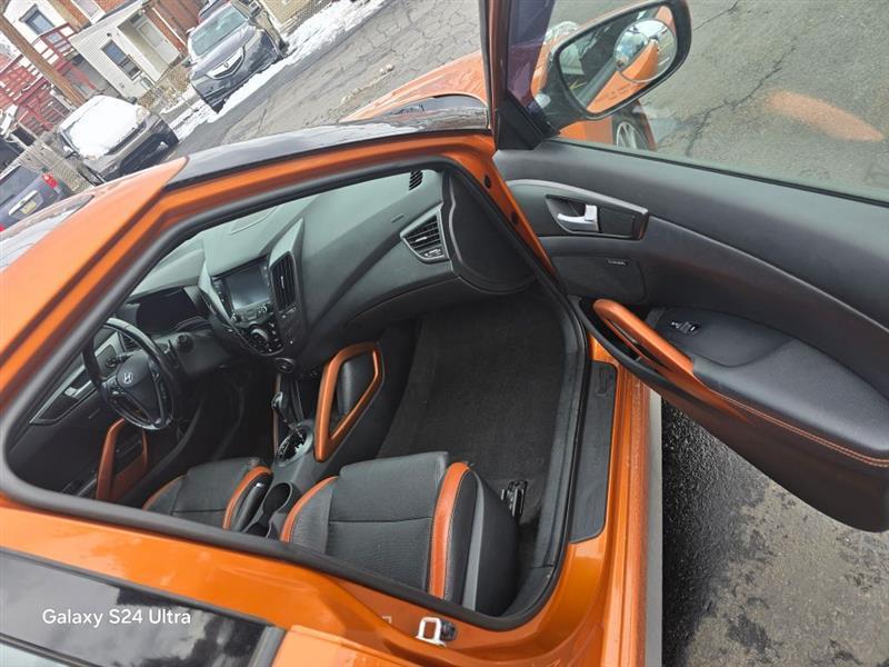 Hyundai Veloster  2016