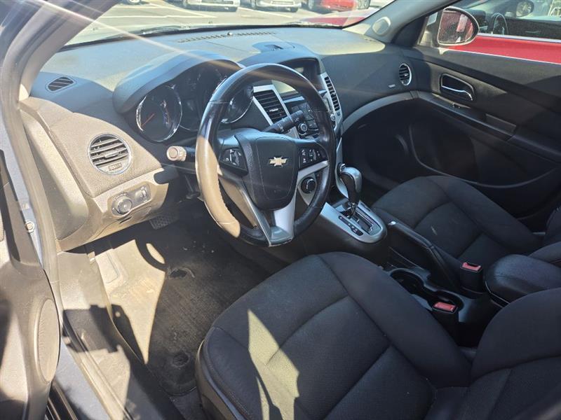 Chevrolet Cruze  2012