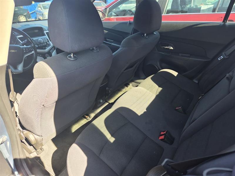 Chevrolet Cruze  2012