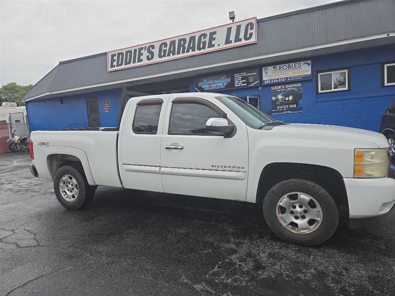 Chevrolet Silverado 1500  2011