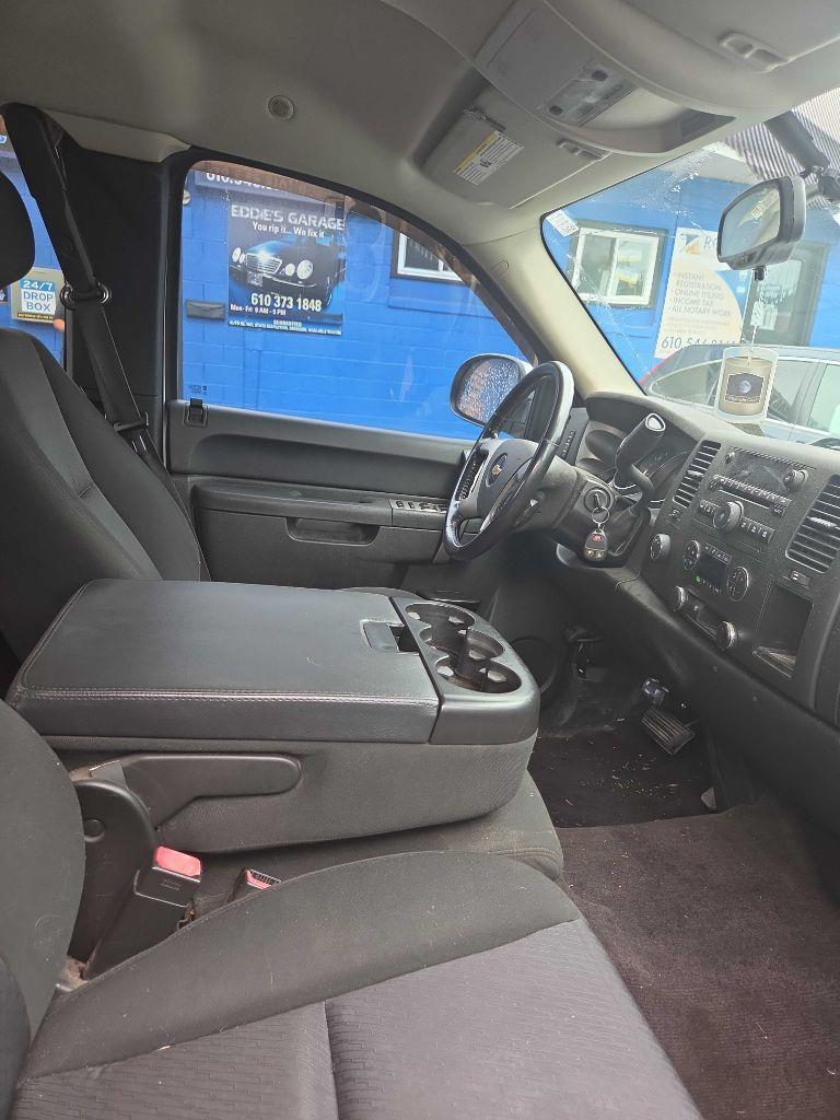Chevrolet Silverado 1500  2011