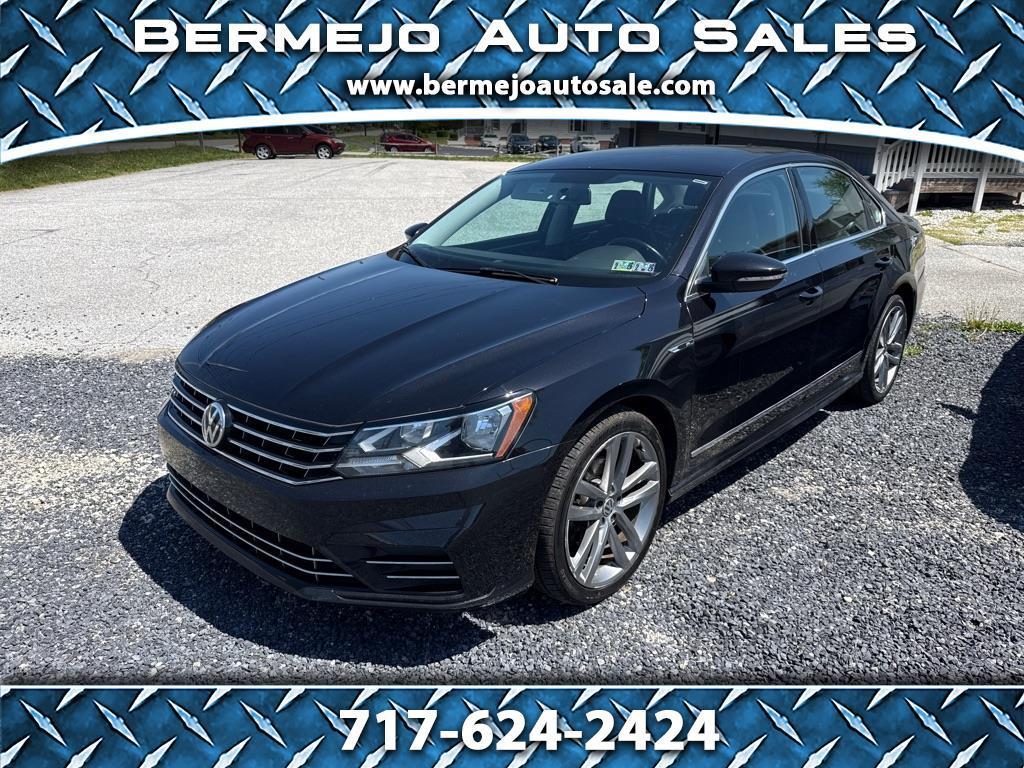 2017 Volkswagen Passat R-LINE