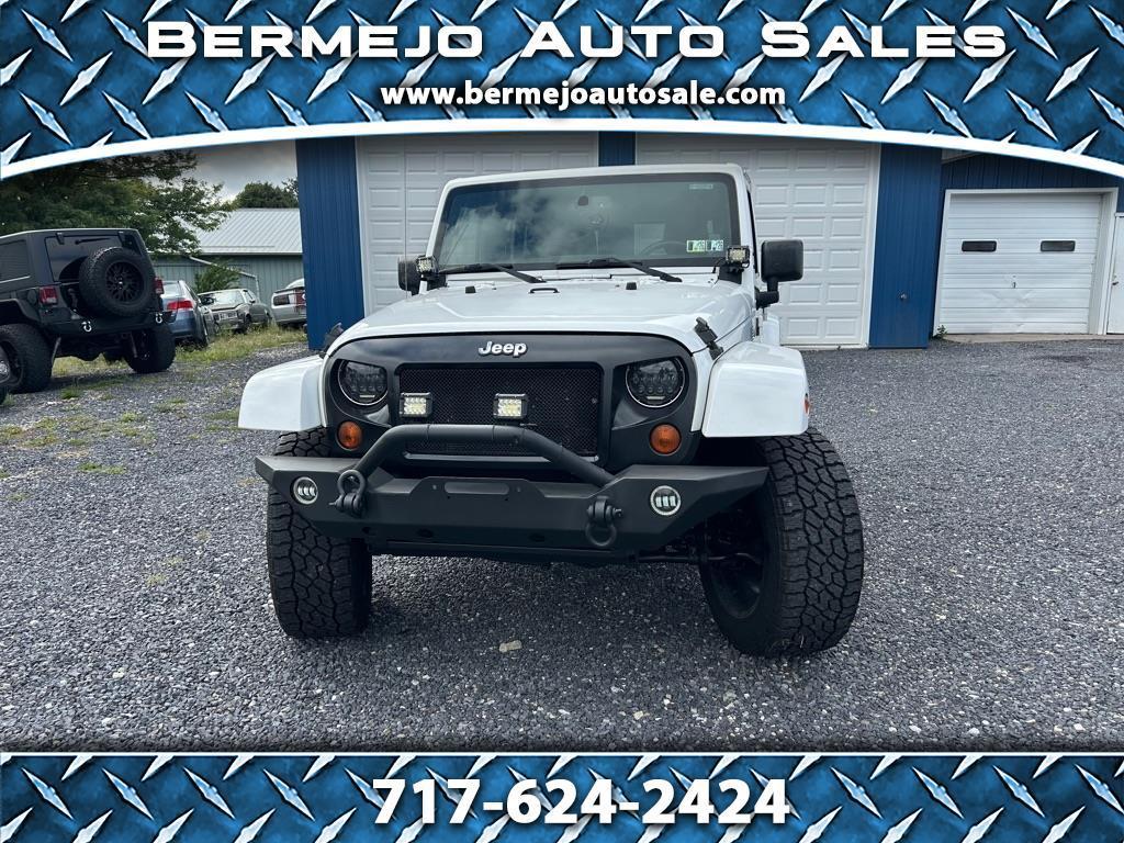 2013 Jeep Wrangler SAHARA