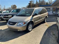 2004 Chrysler Town & Country 