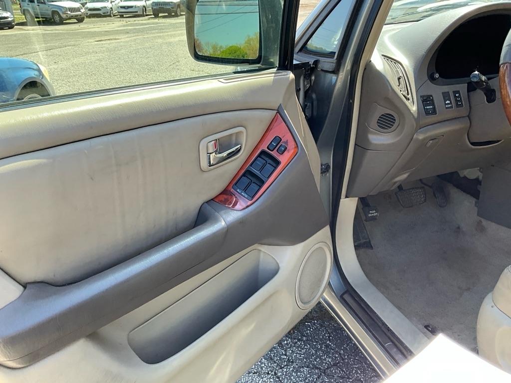 Lexus RX 300  2001