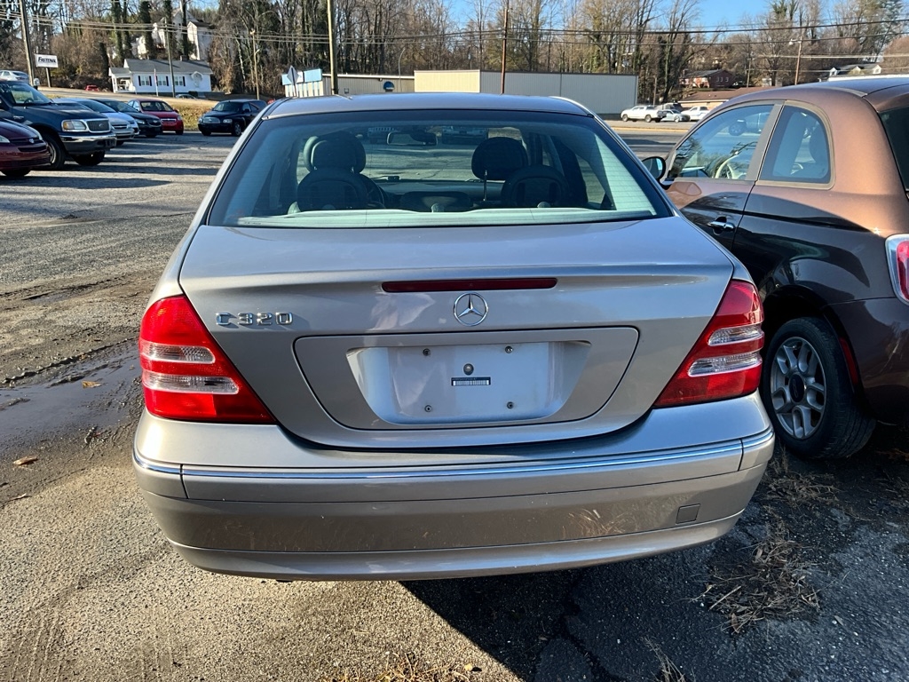 Mercedes-Benz C-Class  2003