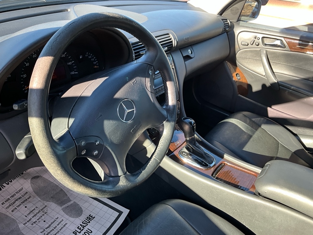 Mercedes-Benz C-Class  2003